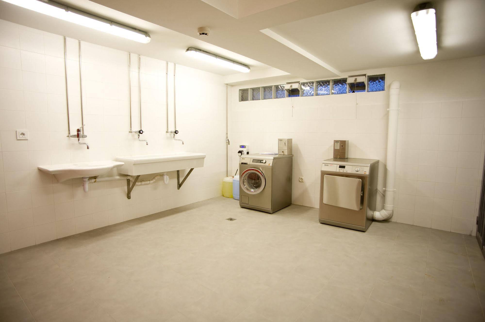 Bbk Bilbao Good Hostel Εξωτερικό φωτογραφία