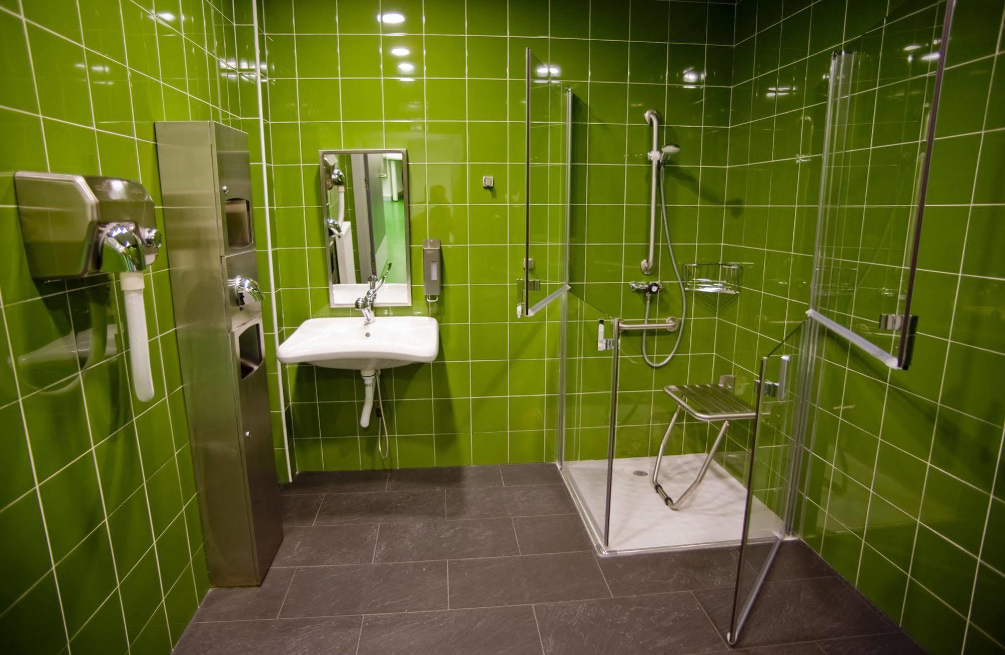 Bbk Bilbao Good Hostel Εξωτερικό φωτογραφία