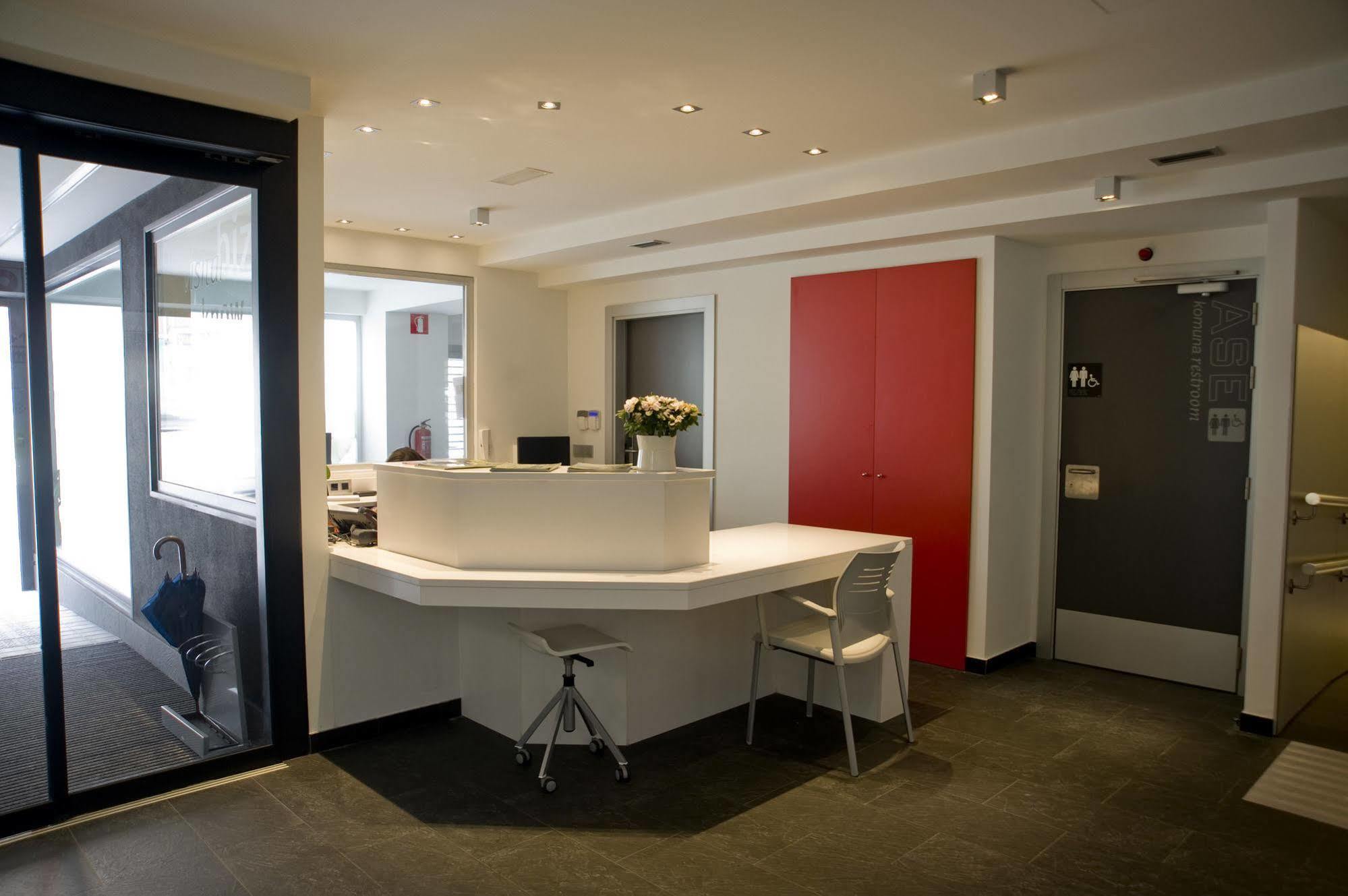 Bbk Bilbao Good Hostel Εξωτερικό φωτογραφία